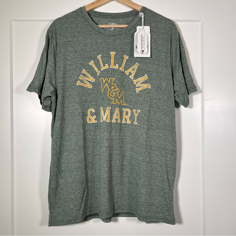 William and Mary Green Mens Large T